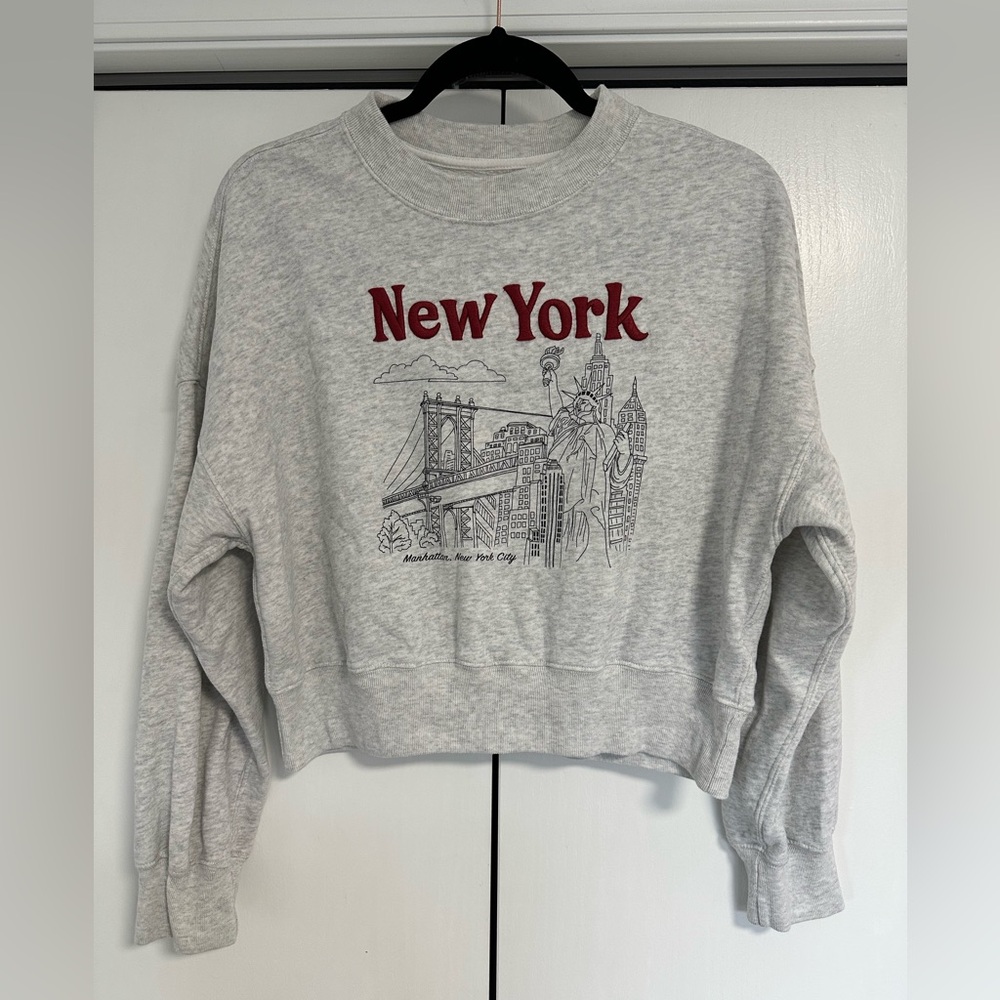A&F Light Heather Gray New York Graphic Embroidered Crewneck Sweatshirt